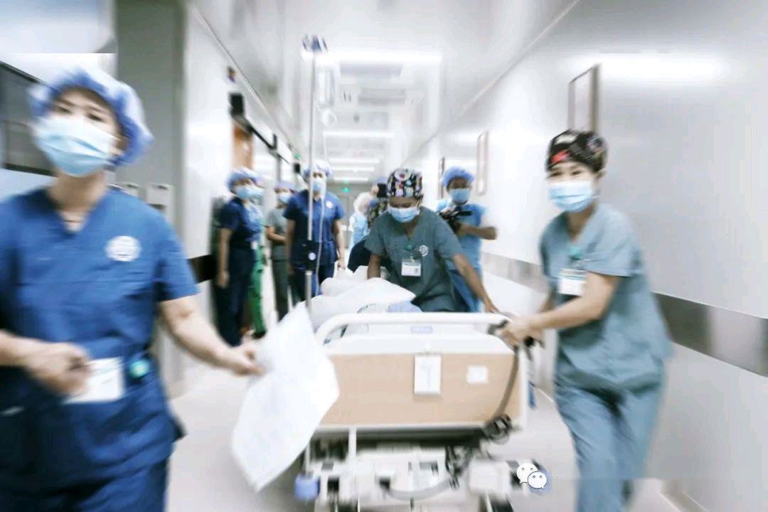 医院止血吊瓶什么成分男朋友说有点胃疼,医院打个吊瓶就猝死了-上海聚慕医疗器械有限公司